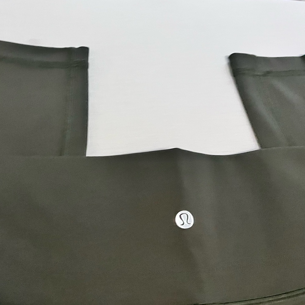 Lululemon 🍋 athletica Olive Green leggings for Ultimate Comfort